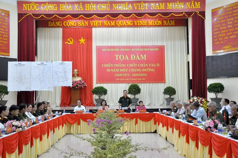 Quang cảnh tọa đàm.