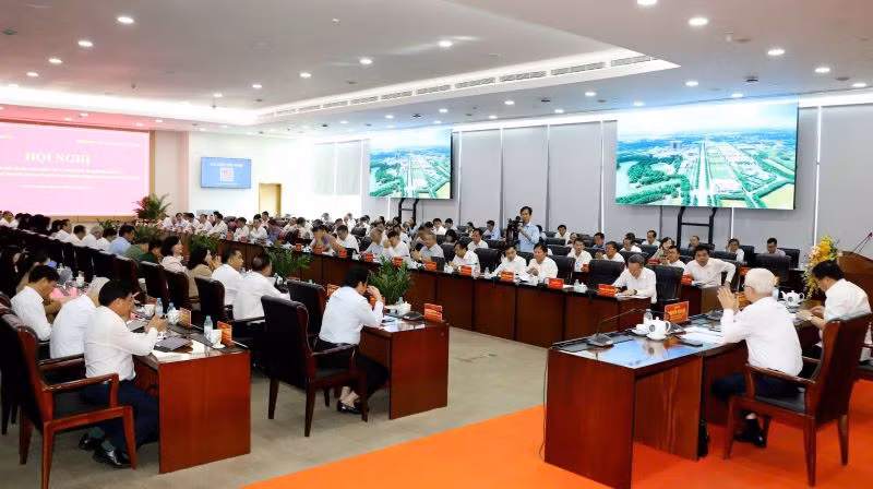 Các đại biểu dự hội nghị.