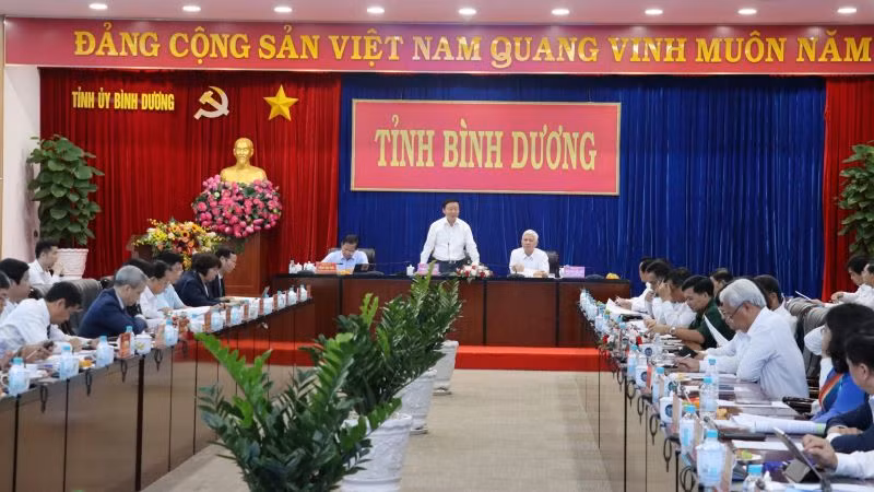 Phó Thủ tướng Chính phủ Trần Hồng Hà phát biểu ý kiến tại buổi làm việc với lãnh đạo tỉnh Bình Dương.