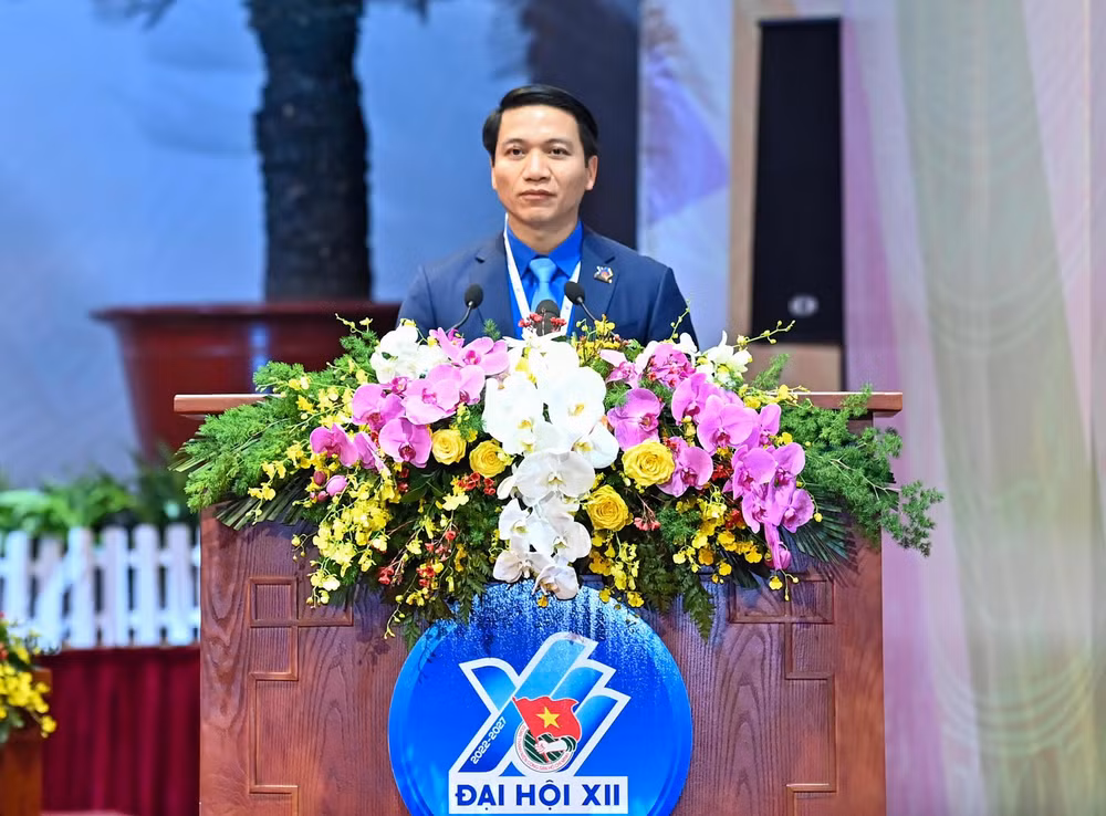 Bí thư Thường trực Trung ương Đoàn, Chủ tịch Hội Liên hiệp thanh niên Việt Nam Nguyễn Ngọc Lương đọc diễn văn khai mạc trọng thể đại hội.
