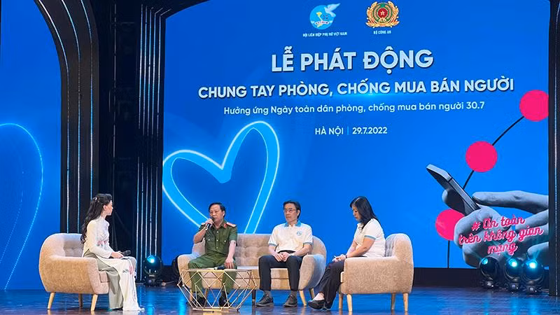 Tọa đàm về công tác phòng, chống mua bán người. Tọa đàm về công tác phòng, chống mua bán người.