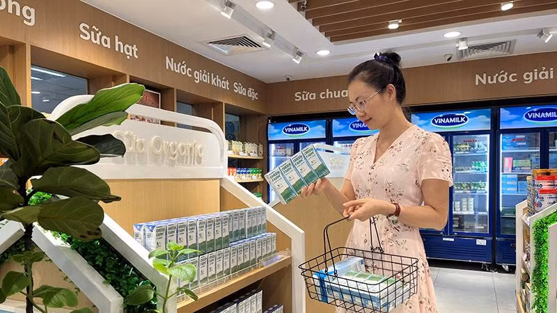 Vinamilk đã góp phần xây dựng ngành sữa Việt Nam cũng như cải thiện tầm vóc người Việt. Vinamilk đã góp phần xây dựng ngành sữa Việt Nam cũng như cải thiện tầm vóc người Việt.
