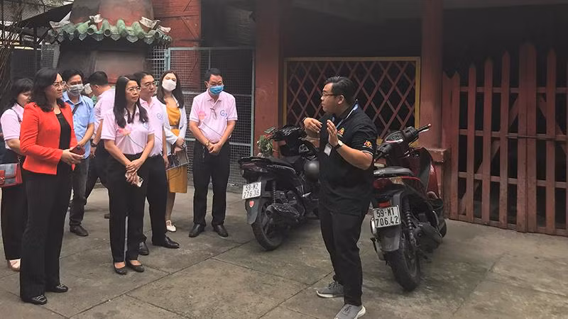 Đoàn công tác của UBND Thành phố Hồ Chí Minh khảo sát, tham quan đạo quán Khánh Vân Nam Viện.