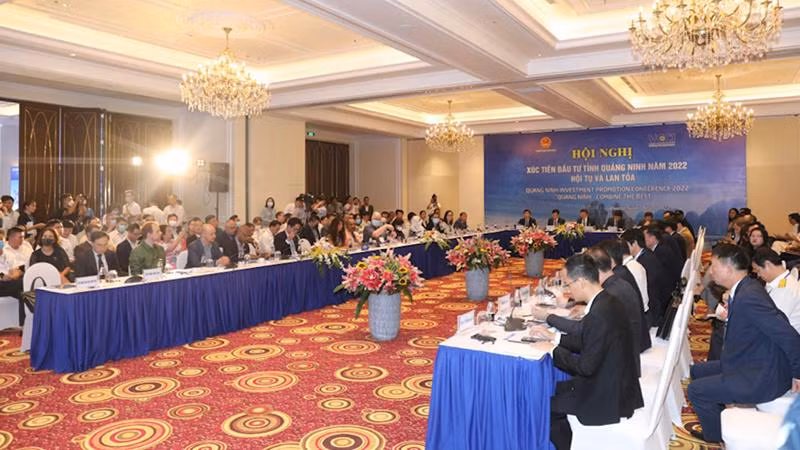 Quang cảnh hội nghị xúc tiến đầu tư “Quảng Ninh - Hội tụ và lan tỏa”.
