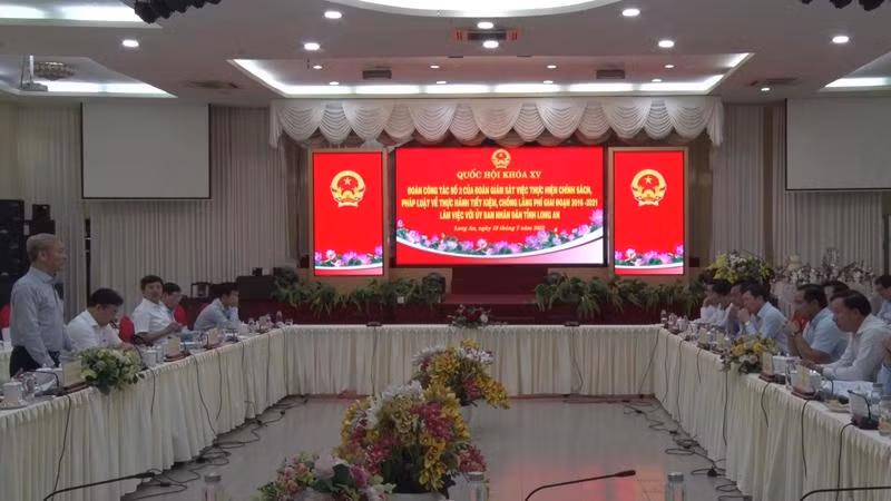 Quốc hội giám sát thực hành tiết kiệm, chống lãng phí tại Long An ảnh 1 Quốc hội giám sát thực hành tiết kiệm, chống lãng phí tại Long An ảnh 1