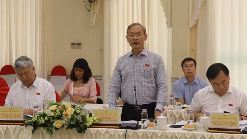 Chủ nhiệm Ủy ban Tài chính, Ngân sách của Quốc hội Nguyễn Phú Cường phát biểu tại buổi làm việc.