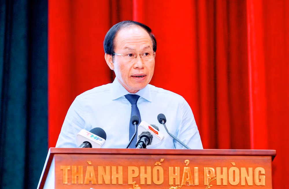 Ủy viên Trung ương Đảng, Bí thư Thành ủy Hải Phòng Lê Tiến Châu phát biểu tại hội nghị. Ủy viên Trung ương Đảng, Bí thư Thành ủy Hải Phòng Lê Tiến Châu phát biểu tại hội nghị.