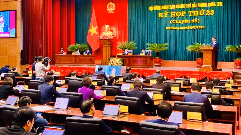 Quang cảnh kỳ họp thứ 23 Hội đồng nhân dân thành phố Hải Phòng khoá 16, nhiệm kỳ 2021-2026.