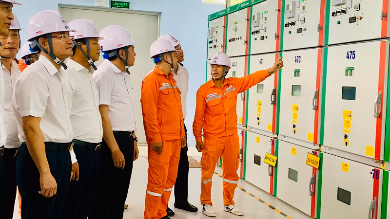 Hệ thống đường dây và trạm biến áp đã vận hành an toàn sau khi đóng điện.