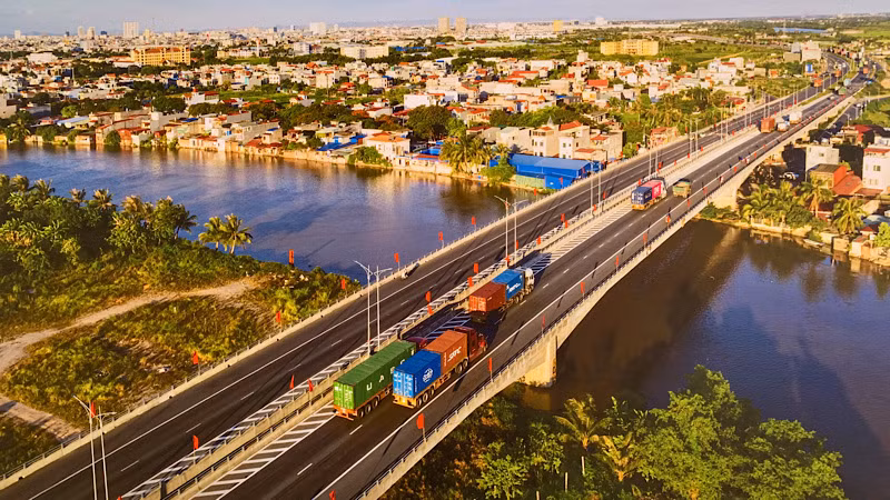 Kết cấu hạ tầng giao thông, đô thị Kiến An được đầu tư, nâng cấp, mở mang đáp ứng yêu cầu phát triển. (Ảnh: Phòng Văn hóa Kiến An). Kết cấu hạ tầng giao thông, đô thị Kiến An được đầu tư, nâng cấp, mở mang đáp ứng yêu cầu phát triển. (Ảnh: Phòng Văn hóa Kiến An).