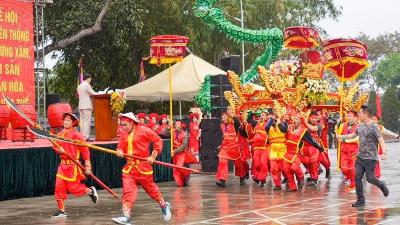 Lễ rước trong Lễ hội truyền thống Từ Lương Xâm. Lễ rước trong Lễ hội truyền thống Từ Lương Xâm.