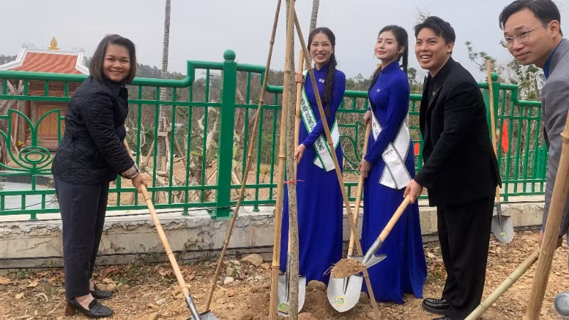 Tuổi trẻ Hải Phòng phát động Tết trồng cây “Đời đời nhớ ơn Bác Hồ” Xuân Ất Tỵ ảnh 5 Tuổi trẻ Hải Phòng phát động Tết trồng cây “Đời đời nhớ ơn Bác Hồ” Xuân Ất Tỵ ảnh 5