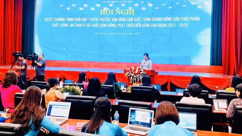 Quang cảnh Hội nghị sơ kết.