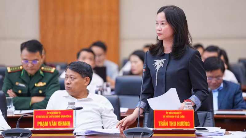 Các đại biểu phát biểu tại Hội nghị.