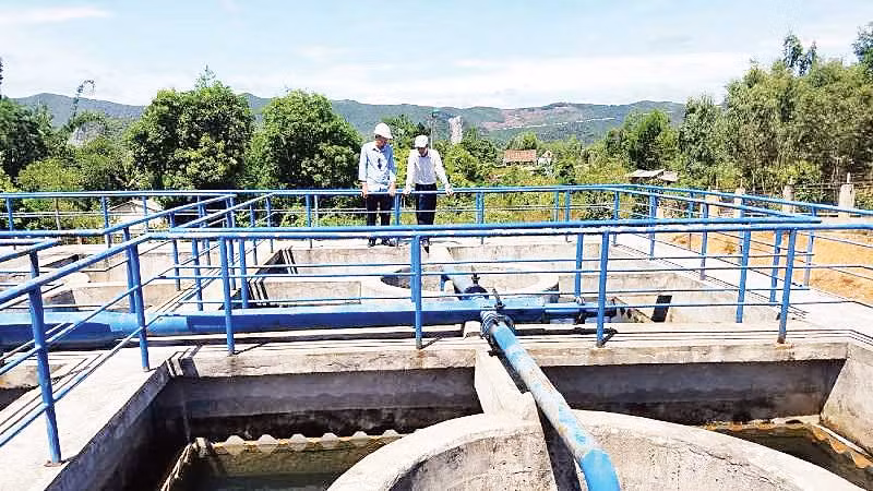 Hệ thống xử lý nước thô của công trình nước sạch Mai Hóa, huyện Tuyên Hóa, tỉnh Quảng Bình. Hệ thống xử lý nước thô của công trình nước sạch Mai Hóa, huyện Tuyên Hóa, tỉnh Quảng Bình.
