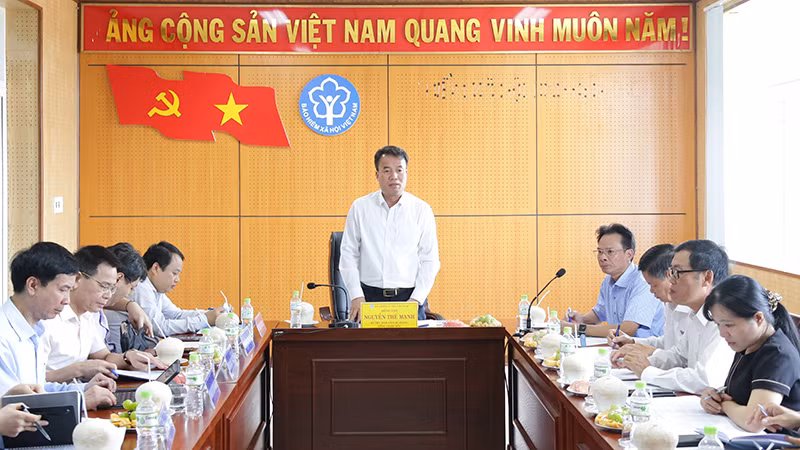 Nỗ lực, hoàn thành trách nhiệm bảo đảm an sinh xã hội cho người dân
