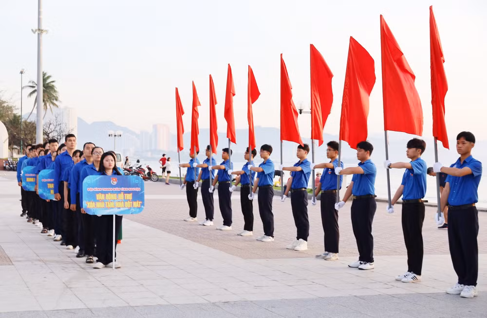 Khởi động Tháng Thanh niên của Tỉnh Đoàn Khánh Hòa.