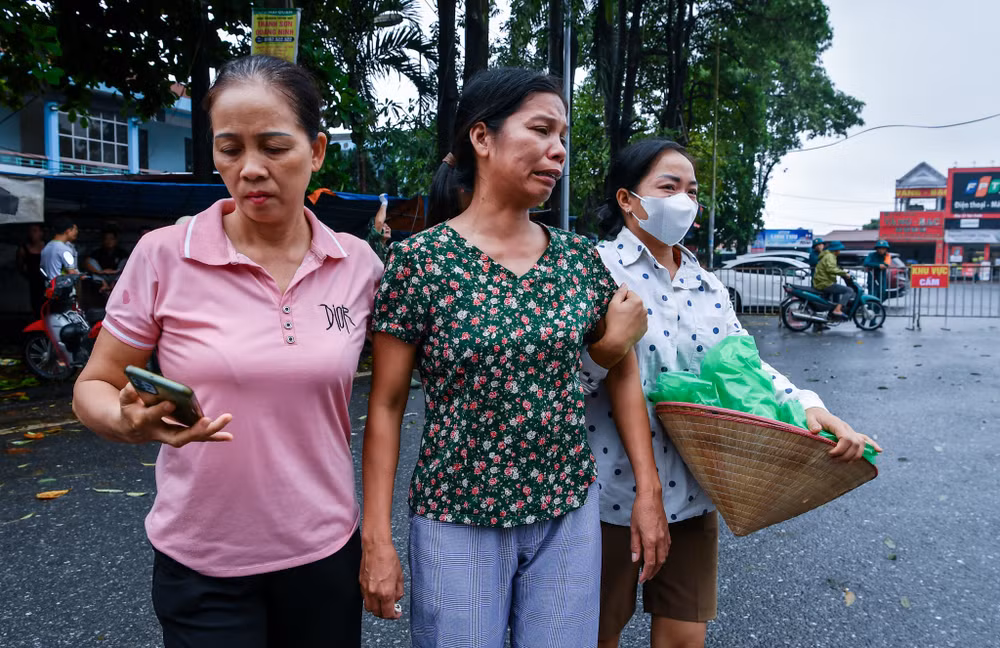 Lũ sông Thao vượt mức lịch sử, nước sông Hồng dâng cao ảnh hưởng một số vùng ở Hà Nội ảnh 19