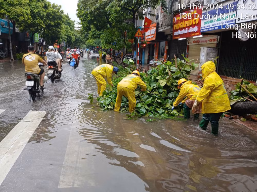 Lũ sông Thao vượt mức lịch sử, nước sông Hồng dâng cao ảnh hưởng một số vùng ở Hà Nội ảnh 25