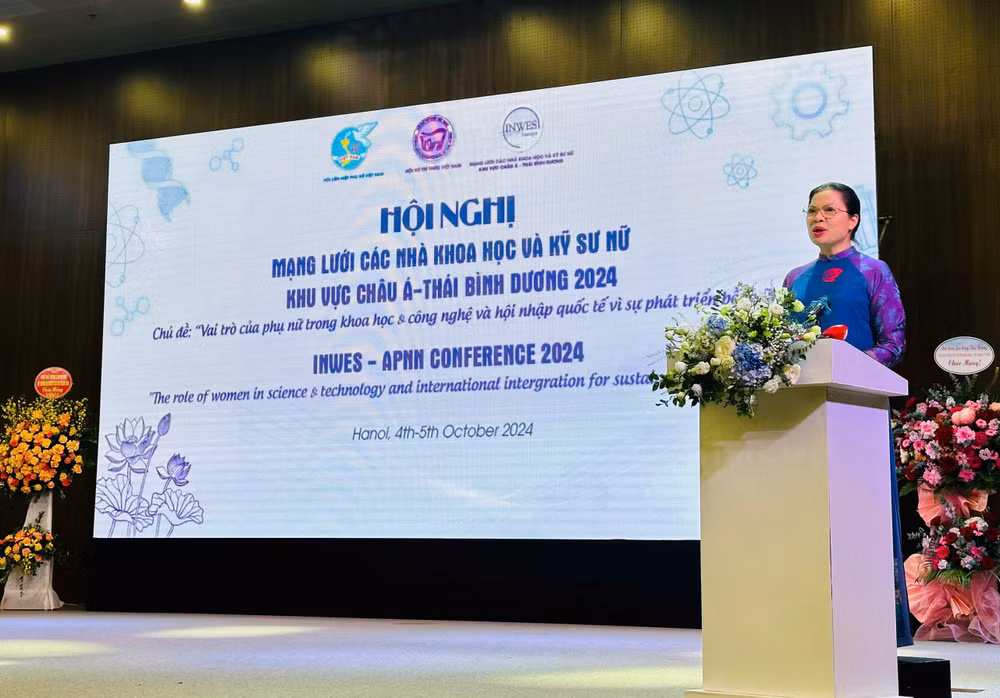 Chủ tịch Hội Liên hiệp Phụ nữ Việt Nam Hà Thị Nga khẳng định phụ nữ luôn khẳng định được vị thế, vai trò của mình trong lĩnh vực khoa học và công nghệ.