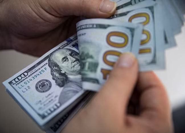 Tỷ giá ngày 14/8: Đôla Mỹ và bảng Anh tăng, đồng Euro giảm
