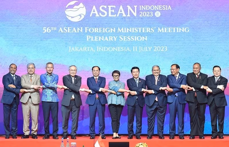 Bộ trưởng Bộ Ngoại giao Bùi Thanh Sơn dự Hội nghị Bộ trưởng Ngoại giao ASEAN lần thứ 56 tại Indonesia (tháng 7/2023).