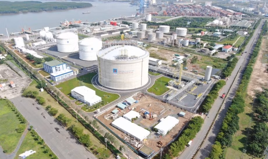 Nhập khẩu LNG để gia tăng nguồn năng lượng và góp phần thực hiện các mục tiêu về giảm phát thải CO2