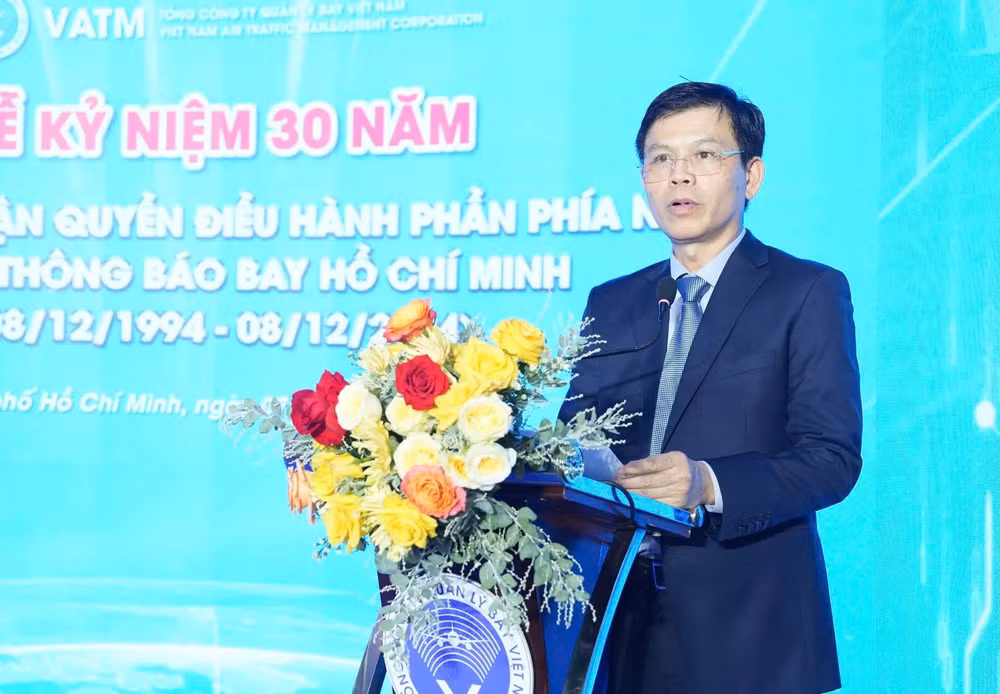 Thứ trưởng Giao thông vận tải Lê Anh Tuấn phát biểu tại lễ kỷ niệm.