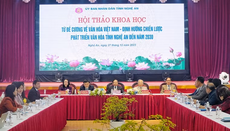 Toàn cảnh hội nghị.