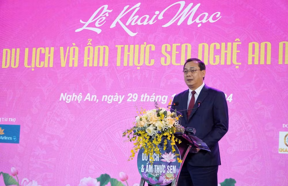 Cục trưởng Du lịch Quốc gia Việt Nam Nguyễn Trùng Khánh phát biểu tại buổi lễ.