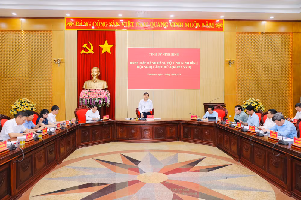 Toàn cảnh hội nghị (Ảnh: Báo Ninh Bình) Toàn cảnh hội nghị (Ảnh: Báo Ninh Bình)