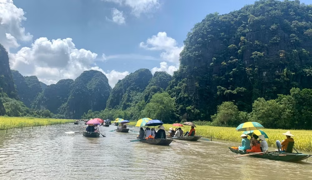 Khu du lịch Tam Cốc-Bích Động thu hút hàng triệu lượt khách mỗi năm. (Ảnh: Sở Du lịch Ninh Bình)