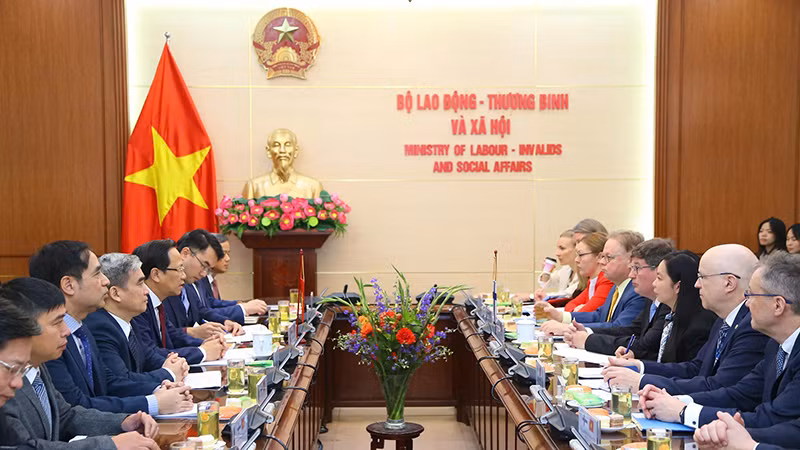 Quang cảnh hội đàm. (Ảnh: Molisa) Quang cảnh hội đàm. (Ảnh: Molisa)