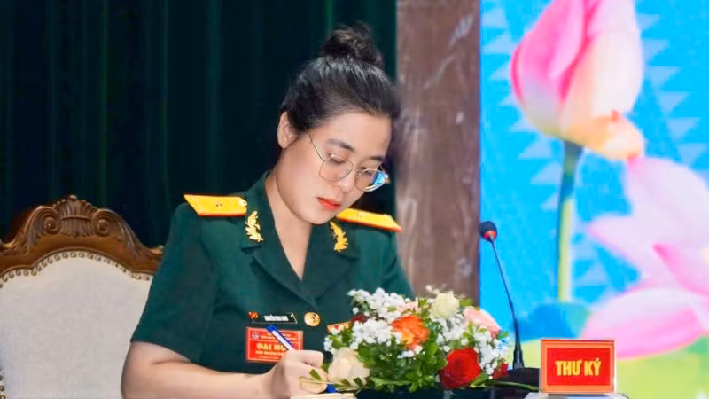 Tác giả kịch bản Nguyễn Mai Anh. Tác giả kịch bản Nguyễn Mai Anh.