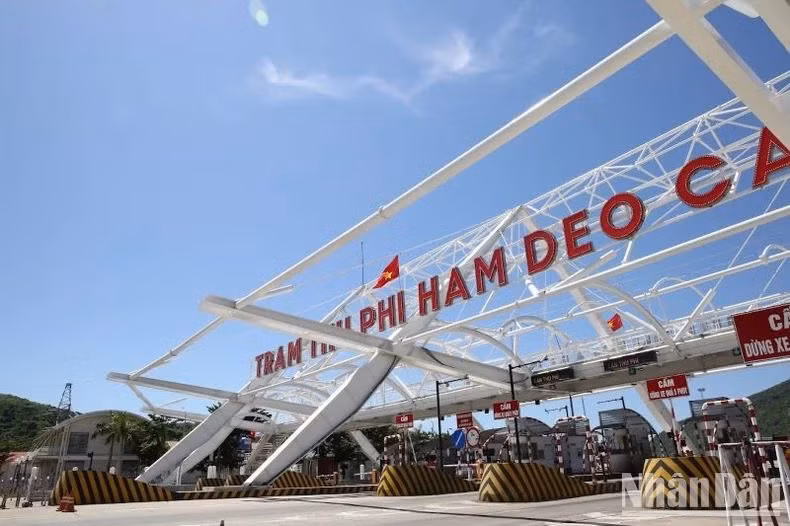 Trạm thu phí hoàn vốn cho dự án hầm đường bộ Đèo Cả. Trạm thu phí hoàn vốn cho dự án hầm đường bộ Đèo Cả.