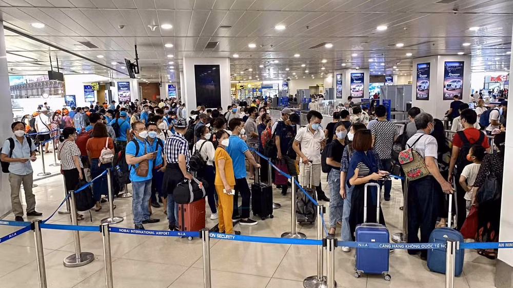 Ngành hàng không Việt Nam đã có sự phục hồi đáng kể tuy nhiên vẫn phụ thuộc nhiều vào thị trường nội địa.