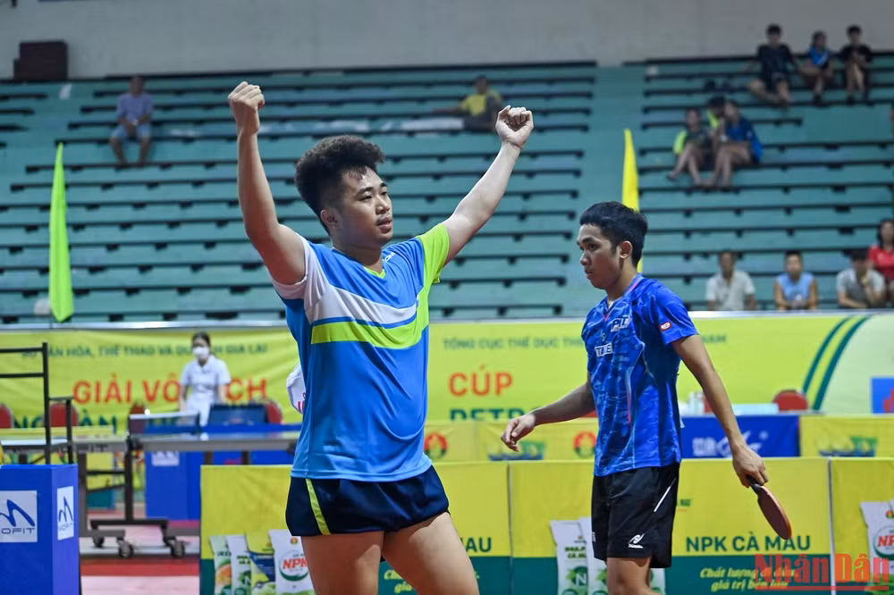 Niềm vui của Nguyễn Đức Tuân (Hải Dương-Long Hải) sau khi giành chiến thắng. 