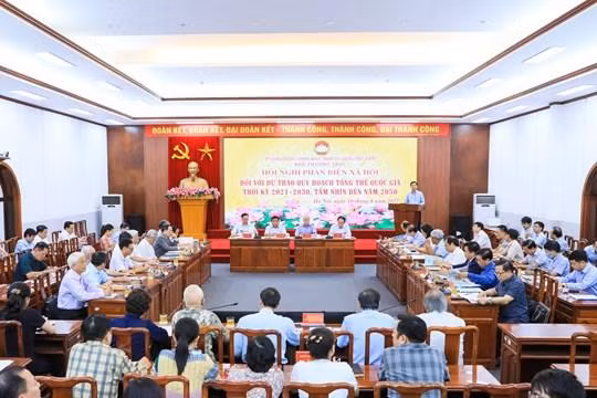 Toàn cảnh Hội nghị.