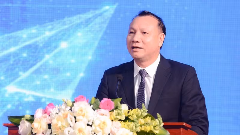 Hiệu trưởng Trường đại học Sư phạm Hà Nội nhắn nhủ tân sinh viên nỗ lực học tập, biến thách thức thành cơ hội ảnh 1