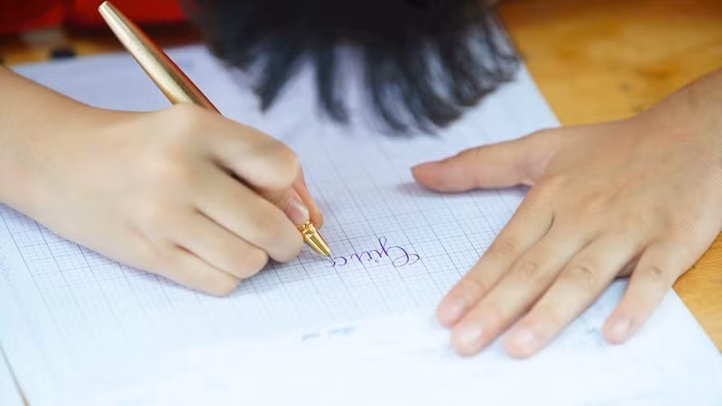 Mỗi bài dự thi được Ban Giám khảo chấm điểm và lựa chọn kỹ lưỡng dựa trên nhiều tiêu chí.