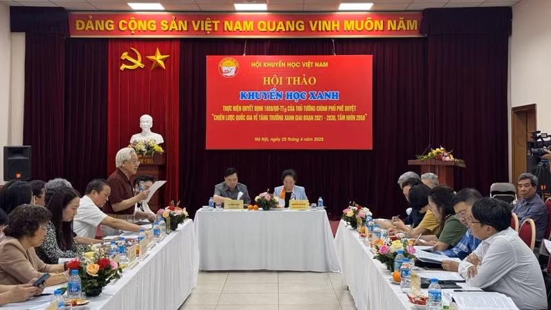 Toàn cảnh hội thảo Khuyến học xanh. 