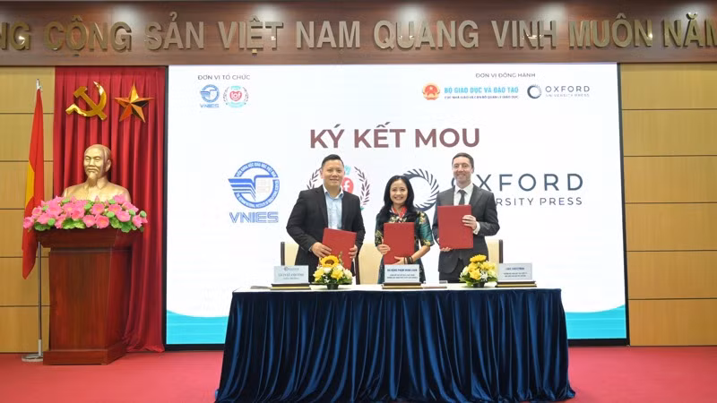 Quỹ Happy Lof Schools ký kết thỏa thuận hợp tác với Viện Khoa học Giáo dục Việt Nam và Nhà xuất bản Đại học Oxford.