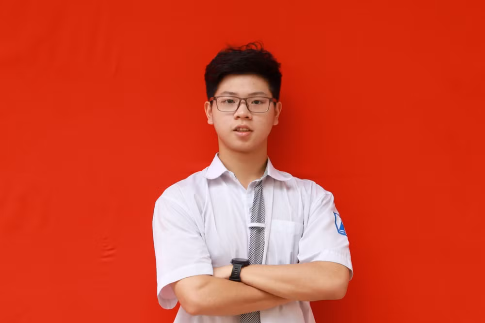 Phúc Anh, sinh viên Đại học Lille: Thế hệ trẻ Việt Nam đang đứng trước cơ hội lớn trong kỷ nguyên vươn mình của dân tộc và có nhiều cơ hội góp phần đưa đất nước Việt Nam đi lên giàu mạnh, phồn vinh.