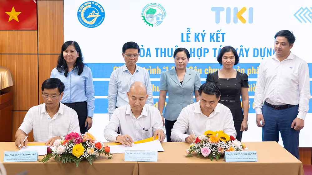 Lễ ký hợp tác xây dựng Sàn Giao dịch thịt heo tại Thành phố Hồ Chí Minh.