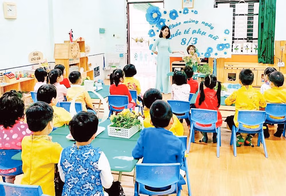 Giờ học của học sinh tại Trường mầm non Hoàng Liệt, quận Hoàng Mai. (Ảnh MINH NGỌC) 