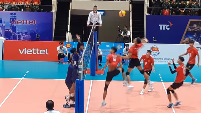 Kết thúc trận mở màn, đội tuyển Việt Nam thắng đội tuyển Campuchia với tỉ số 3-0