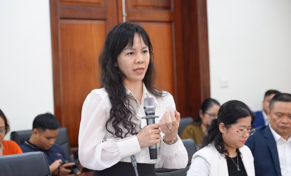 PGS,TS Bùi Thị Hồng Thái, Giám đốc Trung tâm Nghiên cứu và dịch vụ tâm lý xã hội