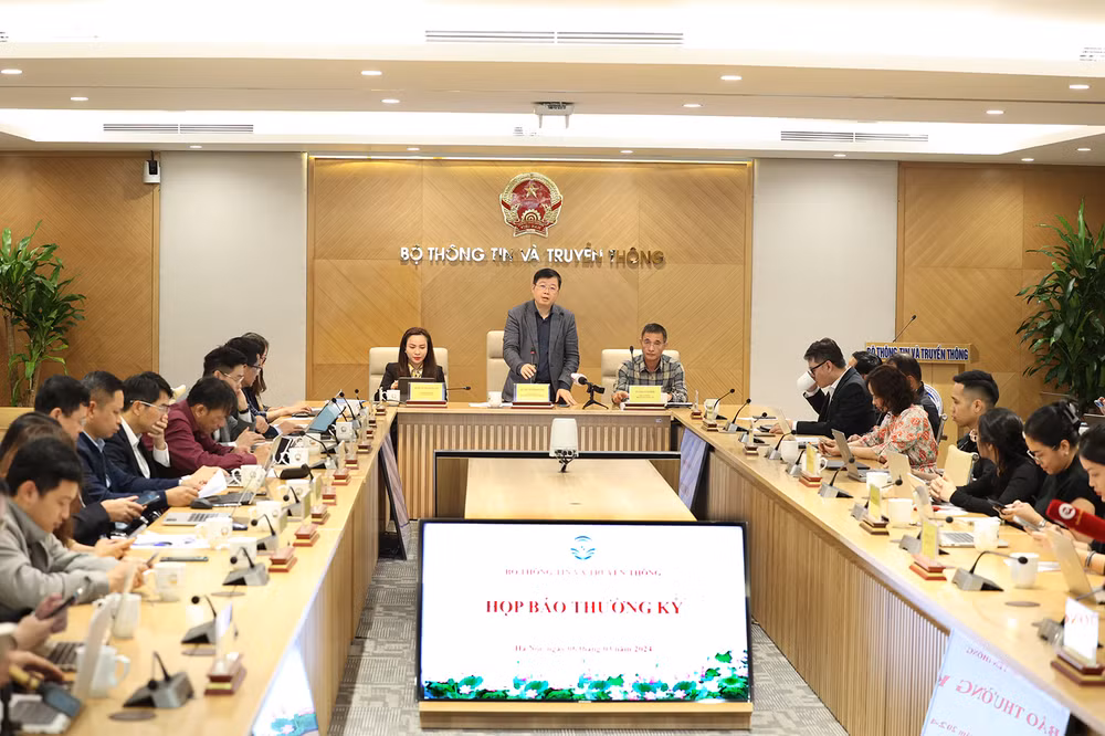 Toàn cảnh buổi họp báo thường kỳ tháng 3 của Bộ Thông tin và Truyền thông.