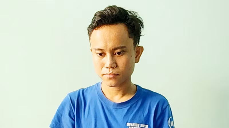 Bị can Lâm Văn Sel bị bắt tạm giam về tội tham ô tài sản. Bị can Lâm Văn Sel bị bắt tạm giam về tội tham ô tài sản.