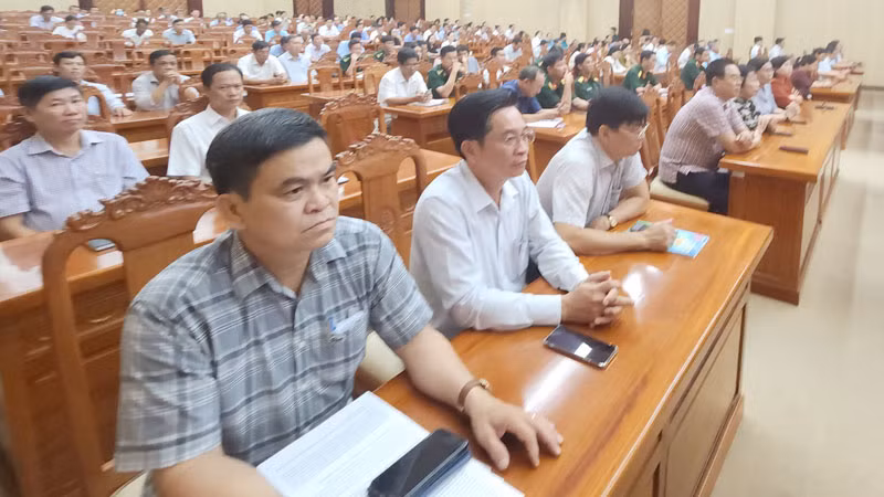 Các đại biểu dự hội nghị tại điểm cầu Tỉnh ủy Kiên Giang.